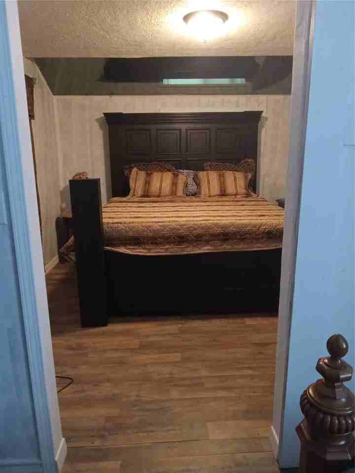 15910 Hartman Rd - Photo 7 of 14