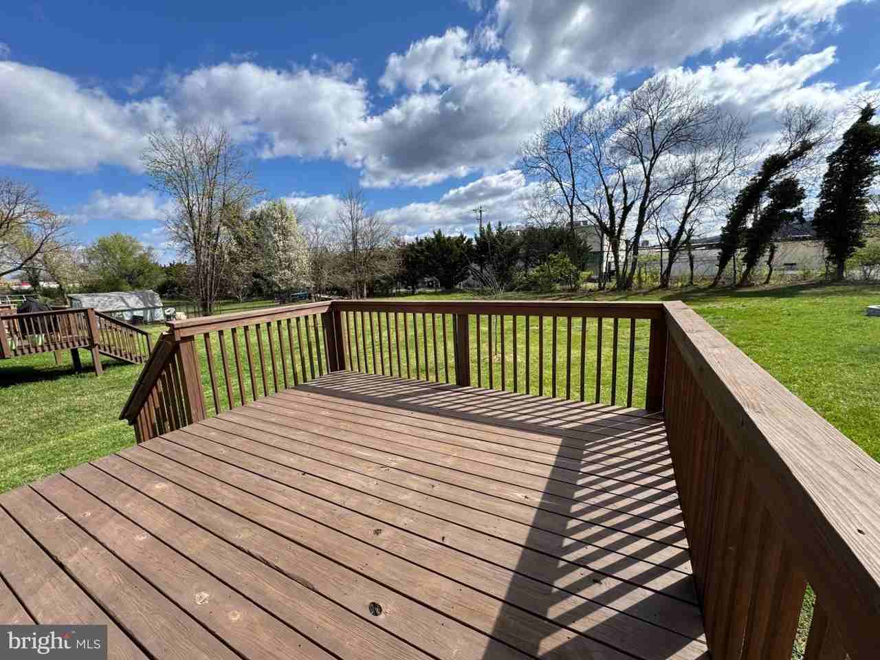 436 Hill St - Photo 6 of 24