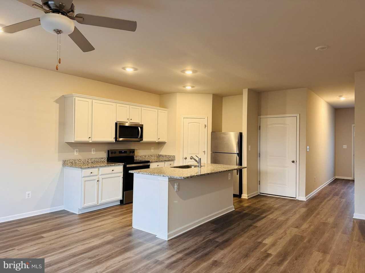 15 Bloomsbury St - Photo 3 of 17