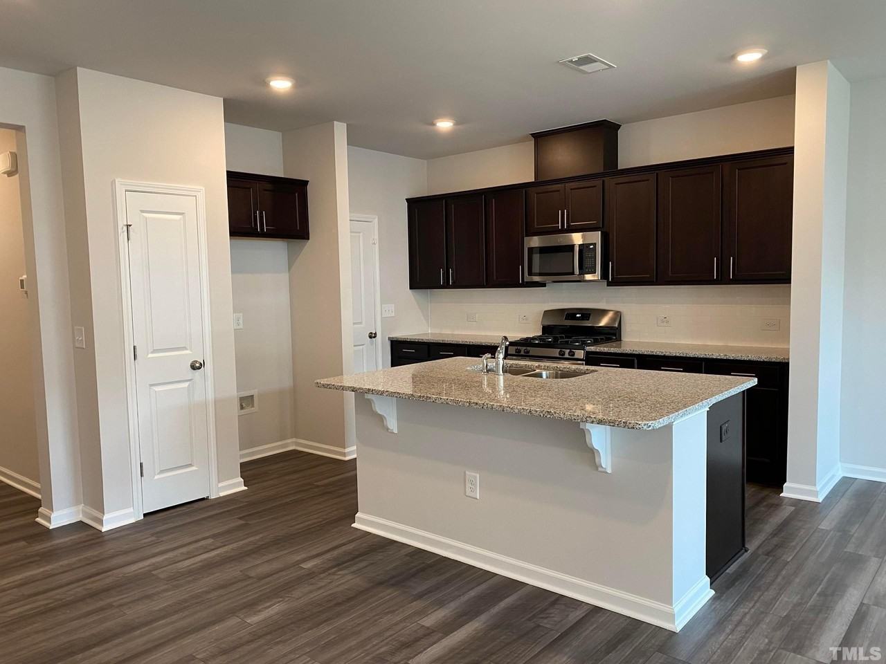 2022 Strickland Oak Way - Photo 4 of 30