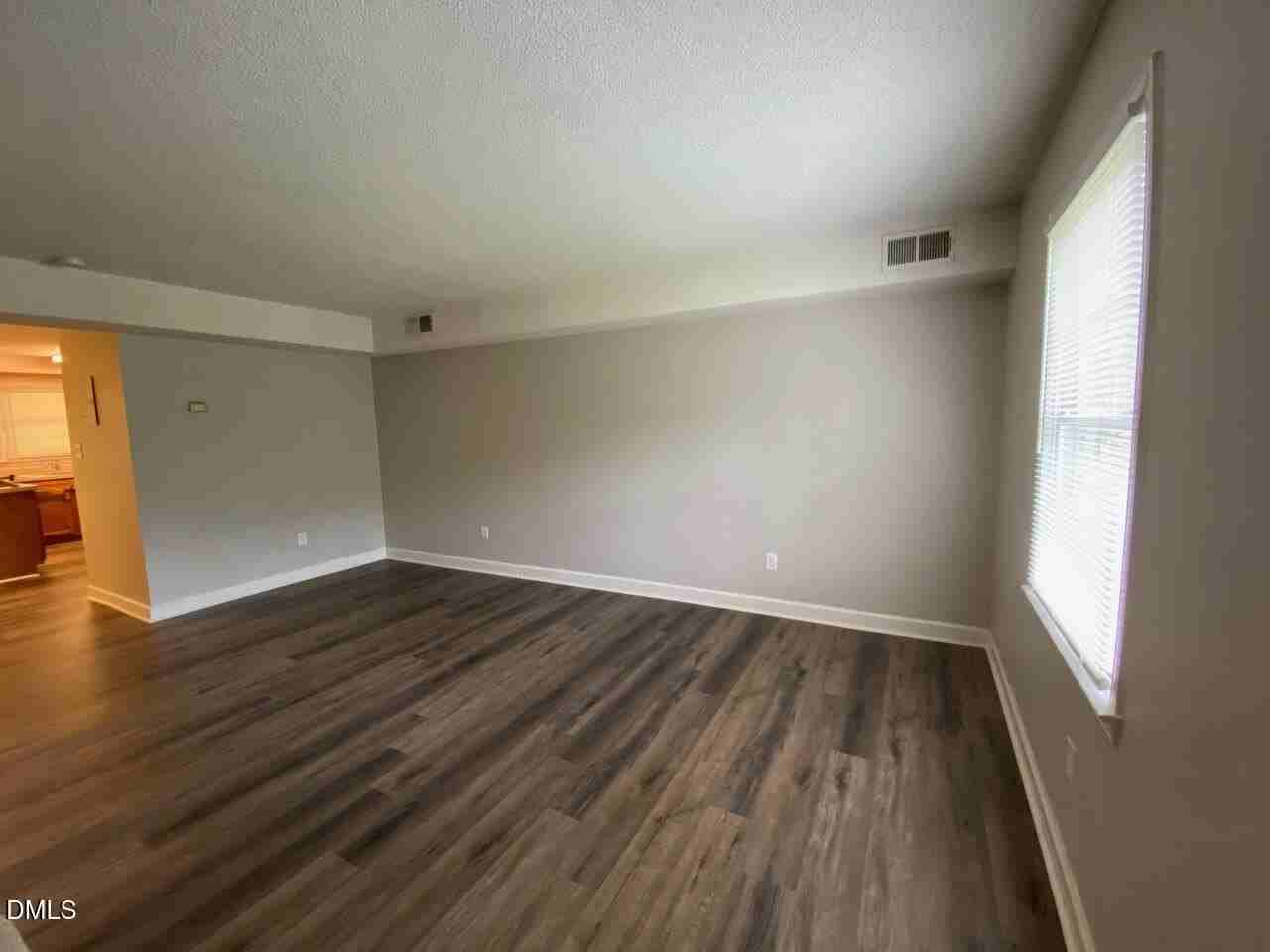 4706 Blue Bird Ct #I - Photo 4 of 16