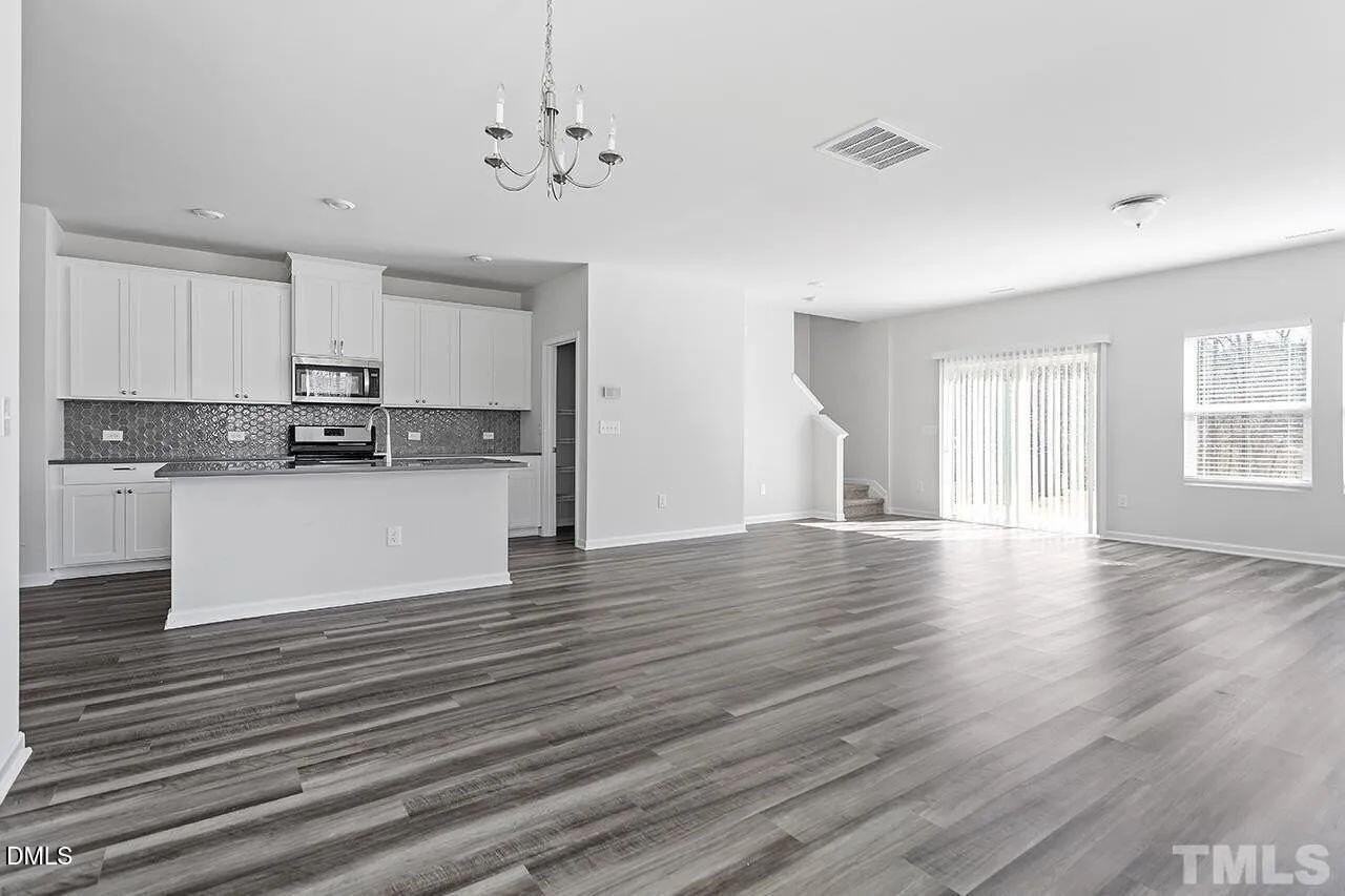 1195 Chestnut Bluff Run - Photo 5 of 26