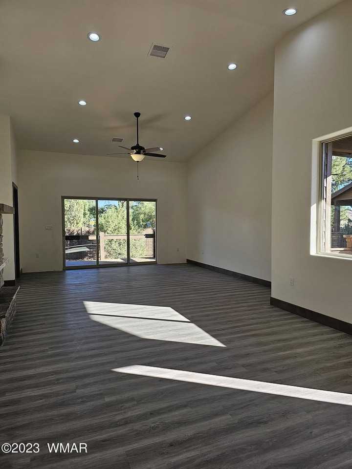 2890 W Villa Loop - Photo 5 of 27