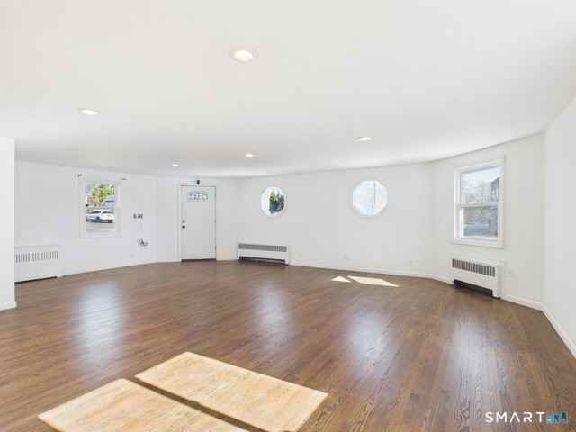 615 E Main St - Photo 5 of 8