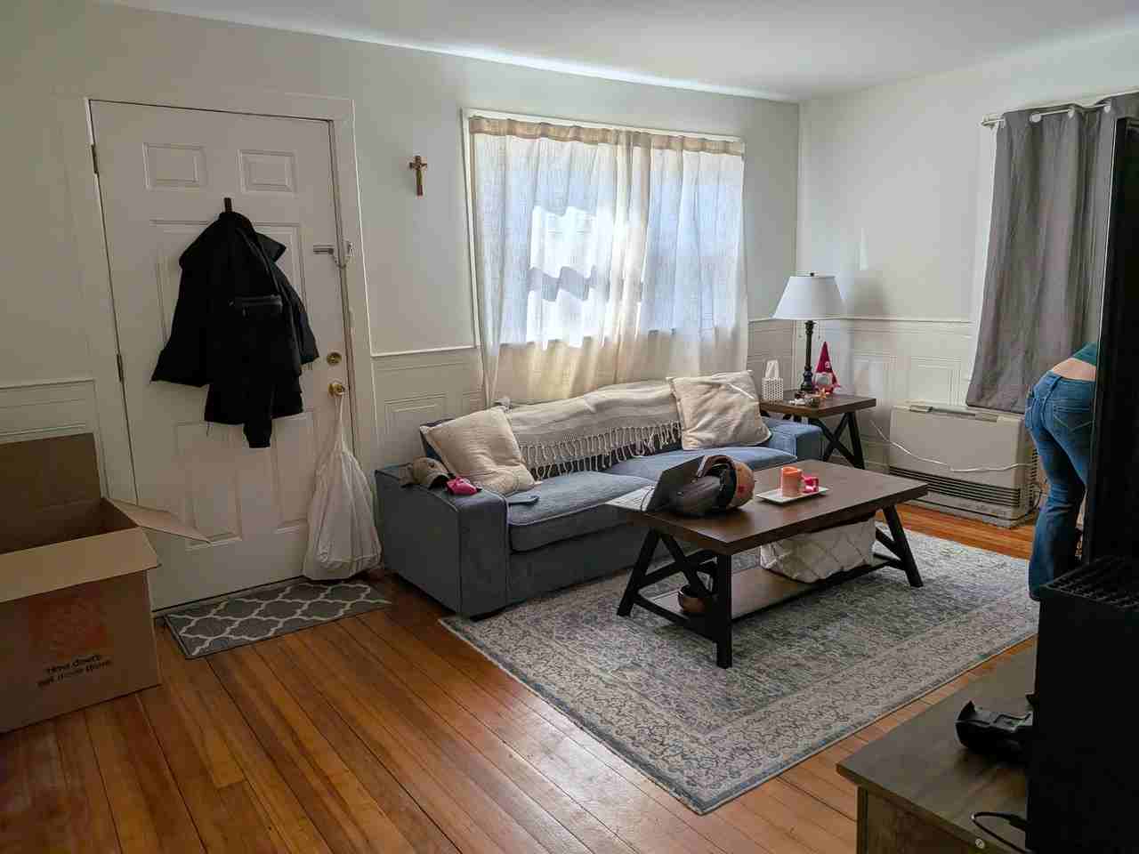 4 Phelps St - Photo 3 of 17