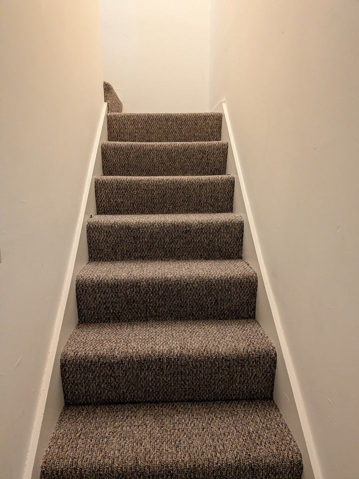 4 Phelps St - Photo 7 of 17