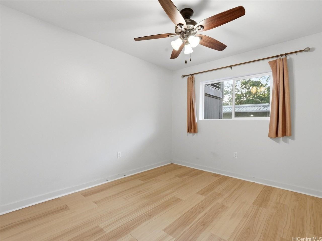 95-060 Waikalani Dr - Photo 6 of 20