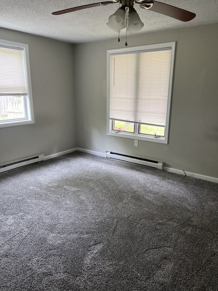 1426 Stagecoach Rd #1 - Photo 6 of 9