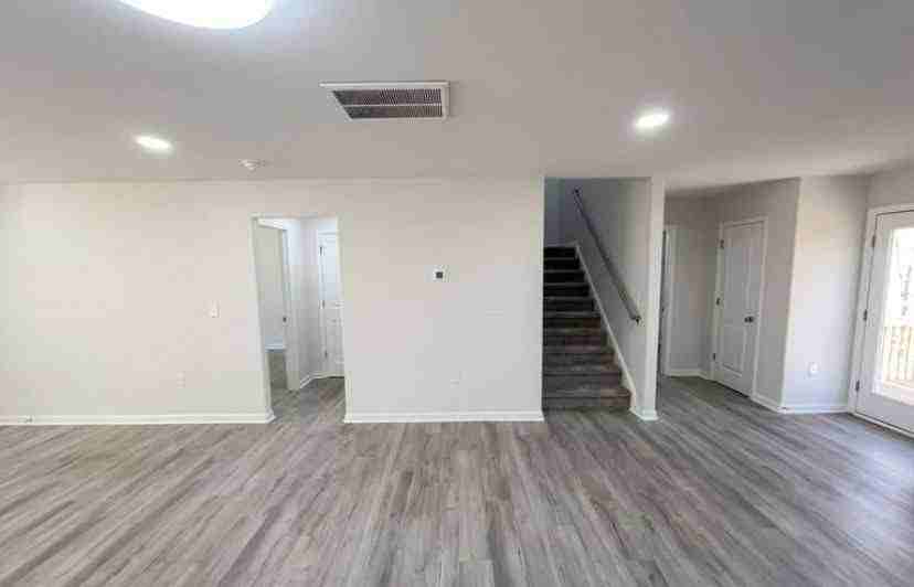 4654 Coltsfoot Road - Photo 3 of 10