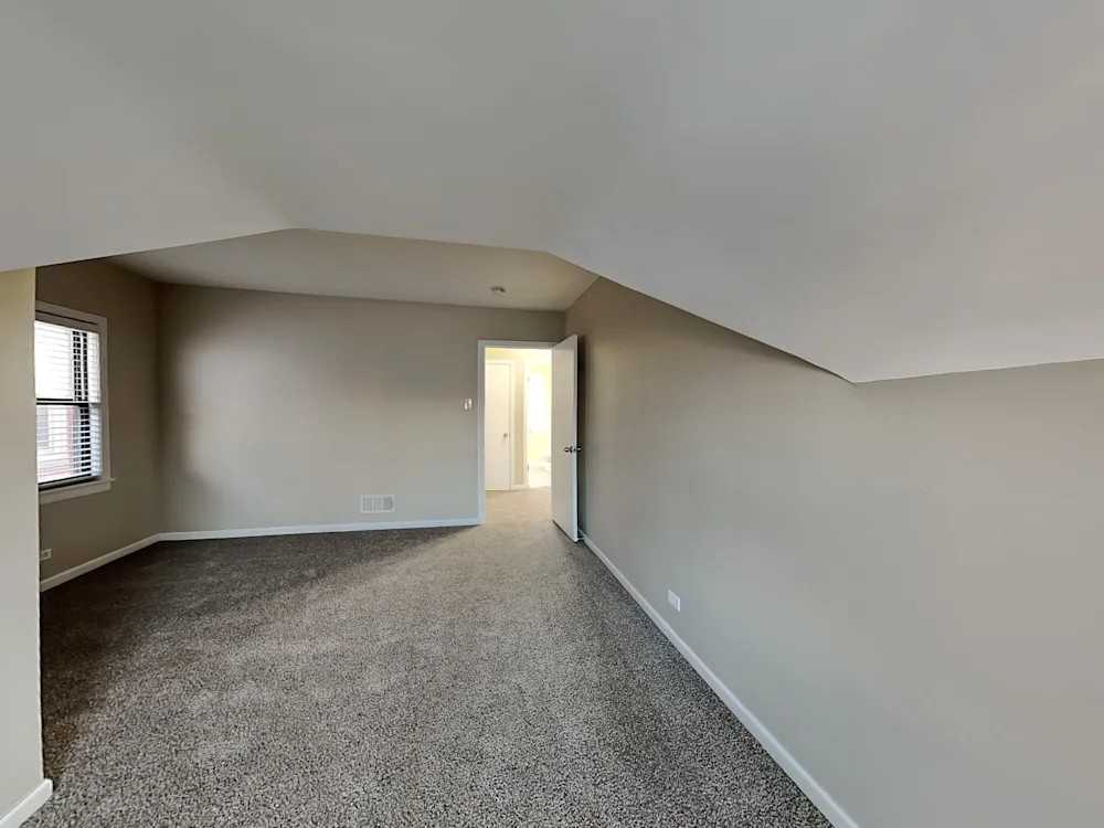 2254 14th Avenue - Photo 3 of 10