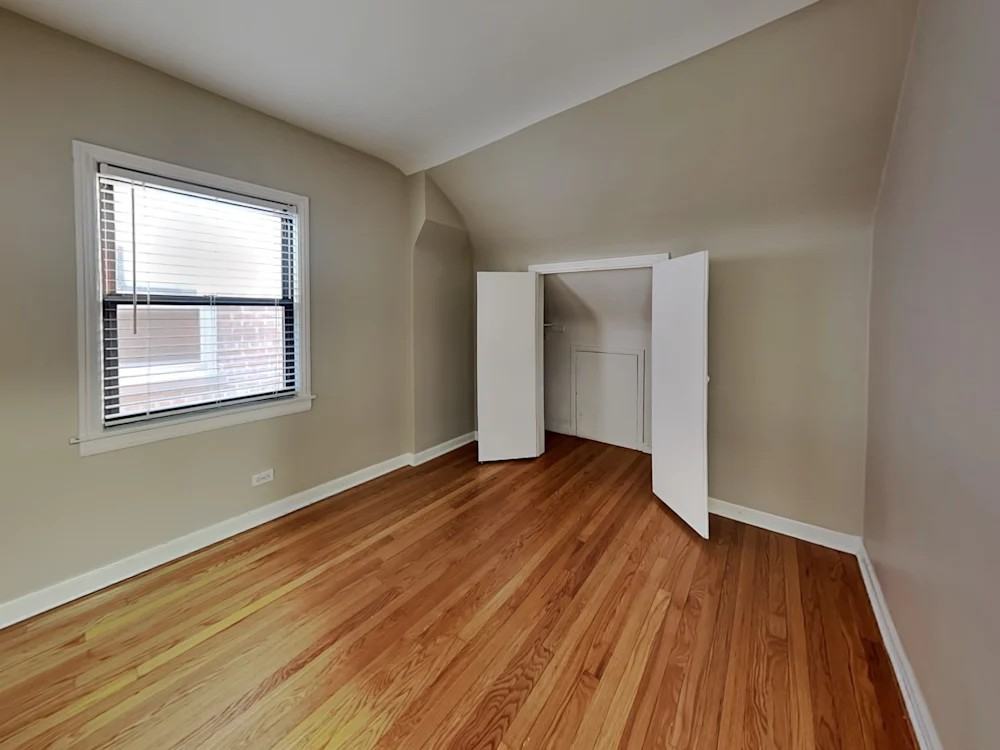 2254 14th Avenue - Photo 4 of 10