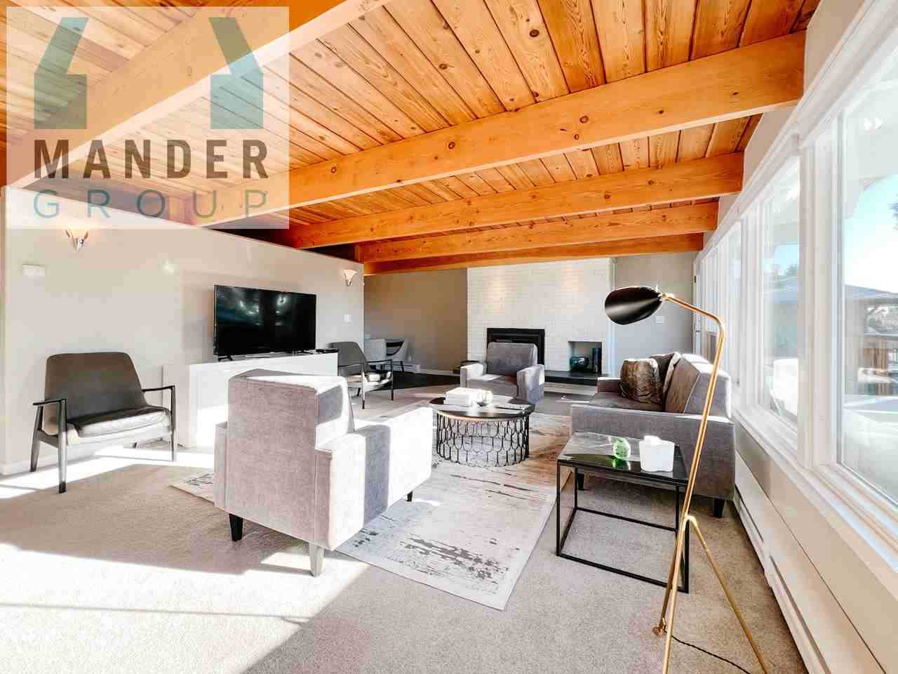 1470 Queens Avenue - Photo 7 of 32