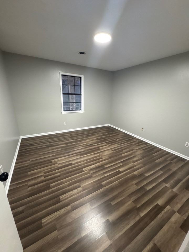 207 Highland St #1 - Photo 4 of 6