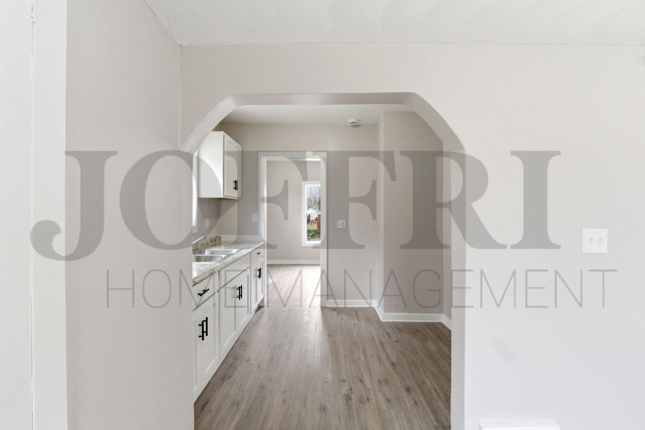 19625 Shelton Dr #1 - Photo 5 of 18