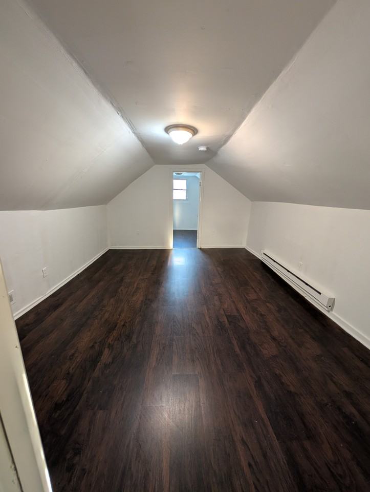 32 Auburn Street #2 - Photo 2 of 12