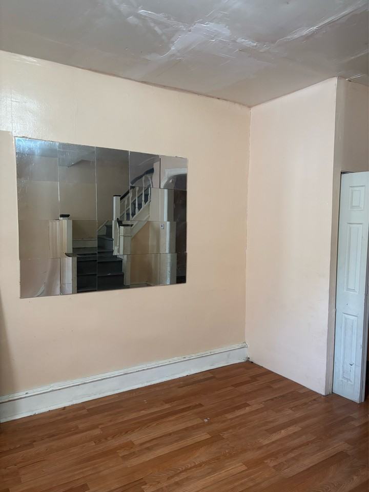 5617 Carpenter St #1 - Photo 3 of 9