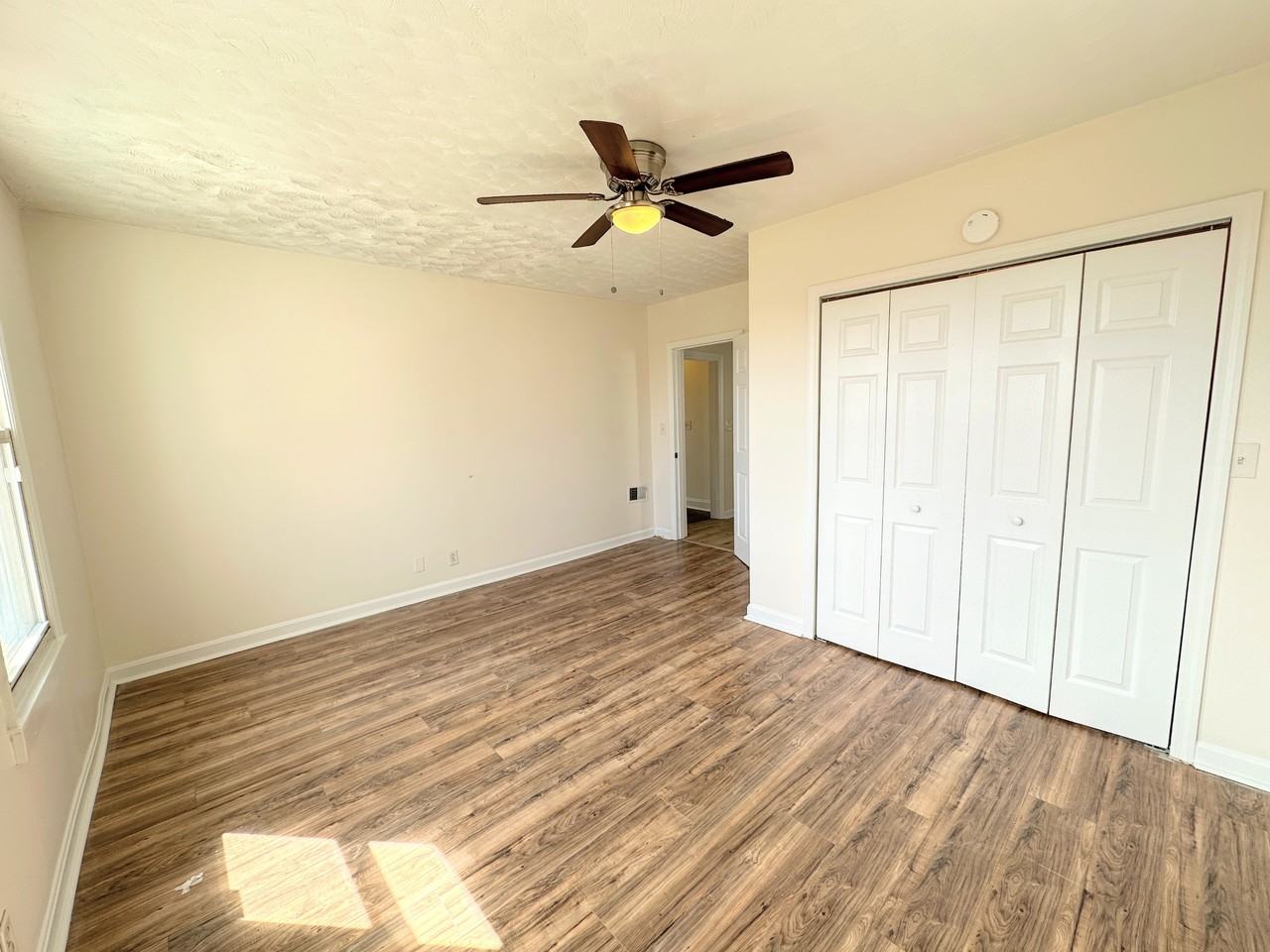 802 13th St #2 - Photo 6 of 13