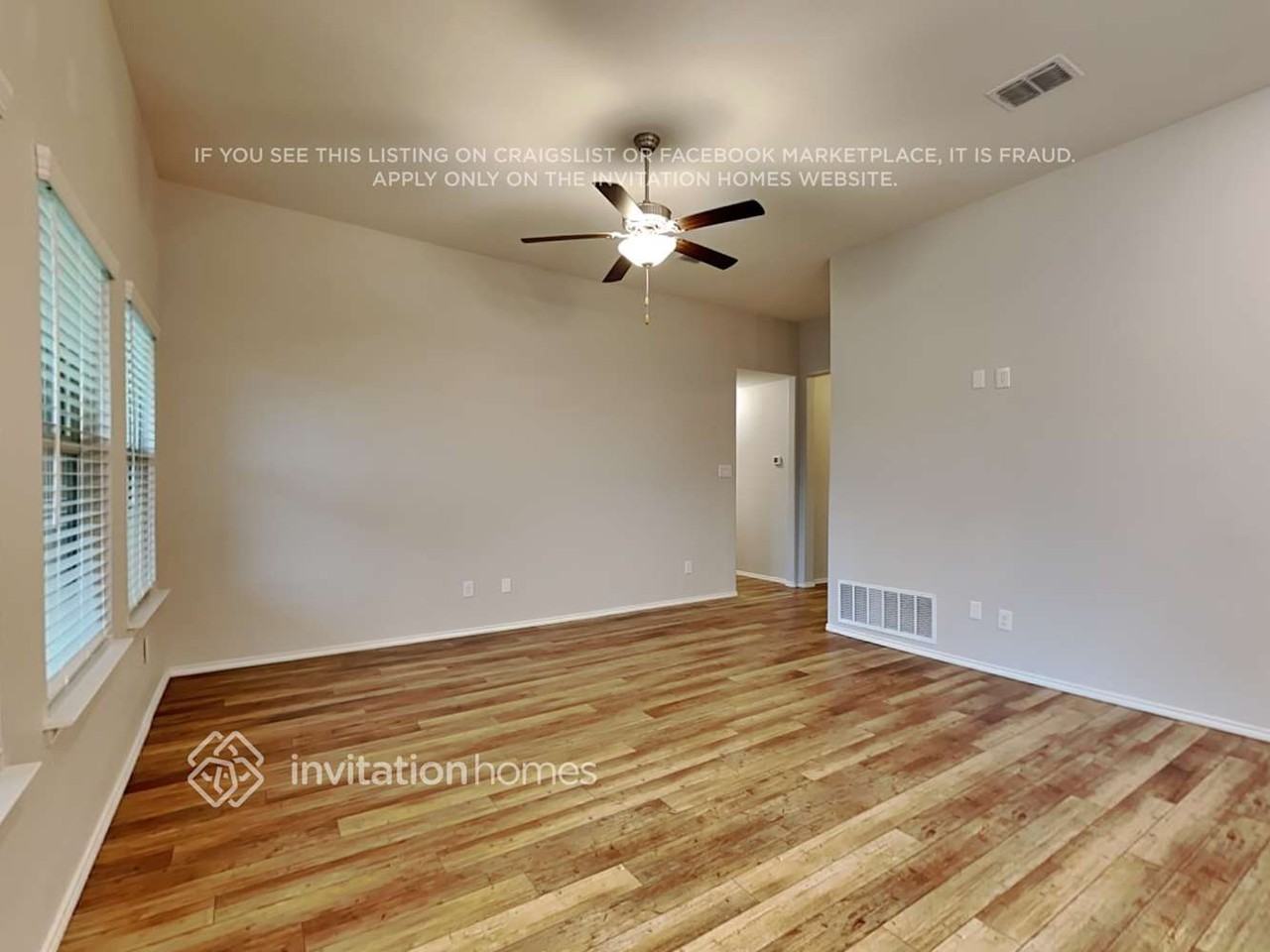 1790 Alamandine Ave - Photo 3 of 10