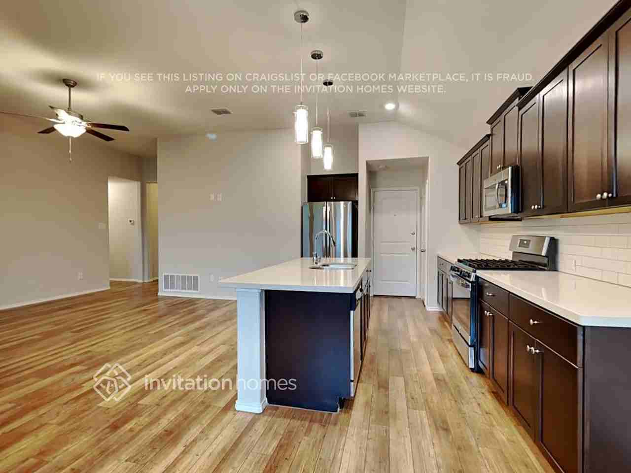 1790 Alamandine Ave - Photo 6 of 10