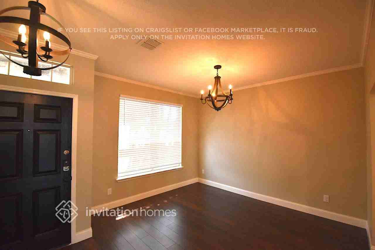 3117 Brett Rd - Photo 2 of 20