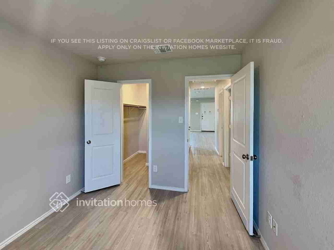 5513 Verdugos Palace - Photo 7 of 13