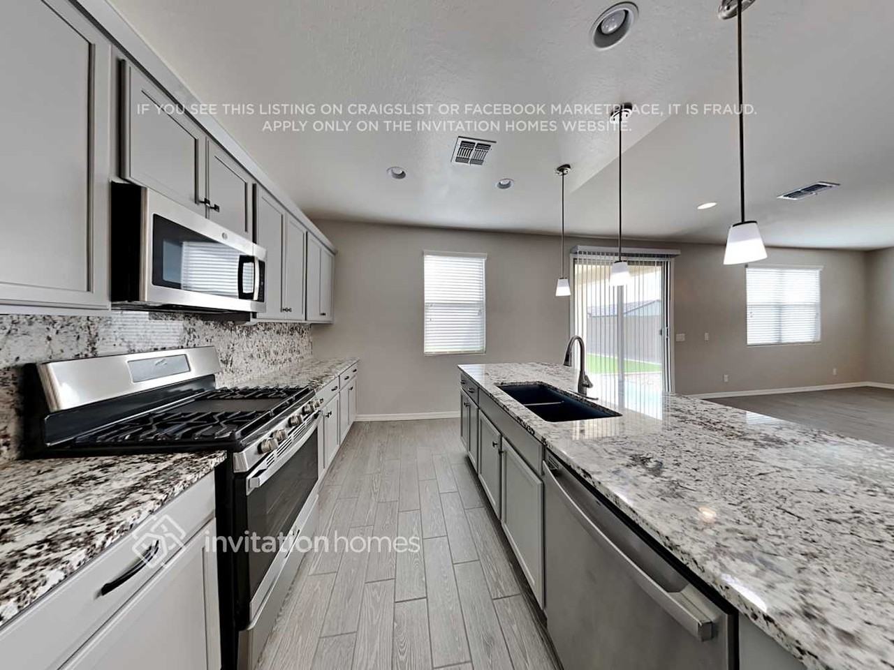 5735 W Illini St - Photo 7 of 19