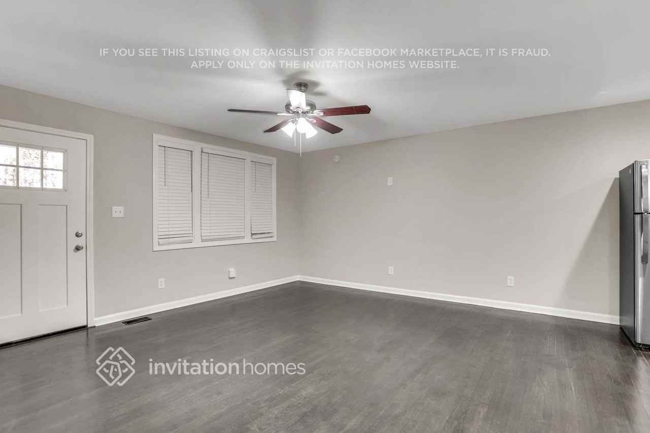 3484 Ruby H Harper Blvd Se - Photo 3 of 19