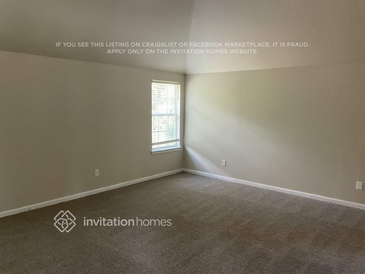 7852 Wrotham Cir - Photo 5 of 9