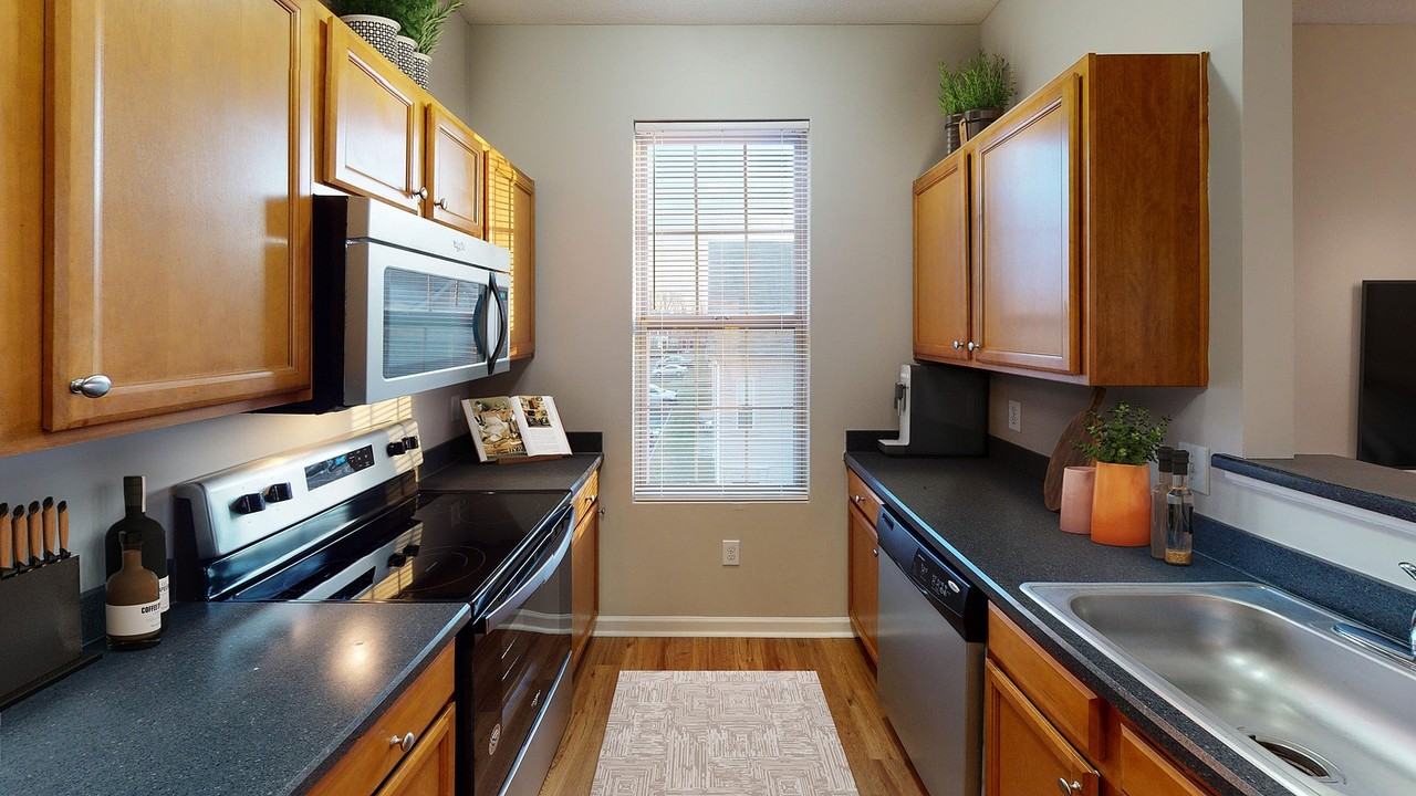 Riverford Crossing Apartments - Photo 5 of 50