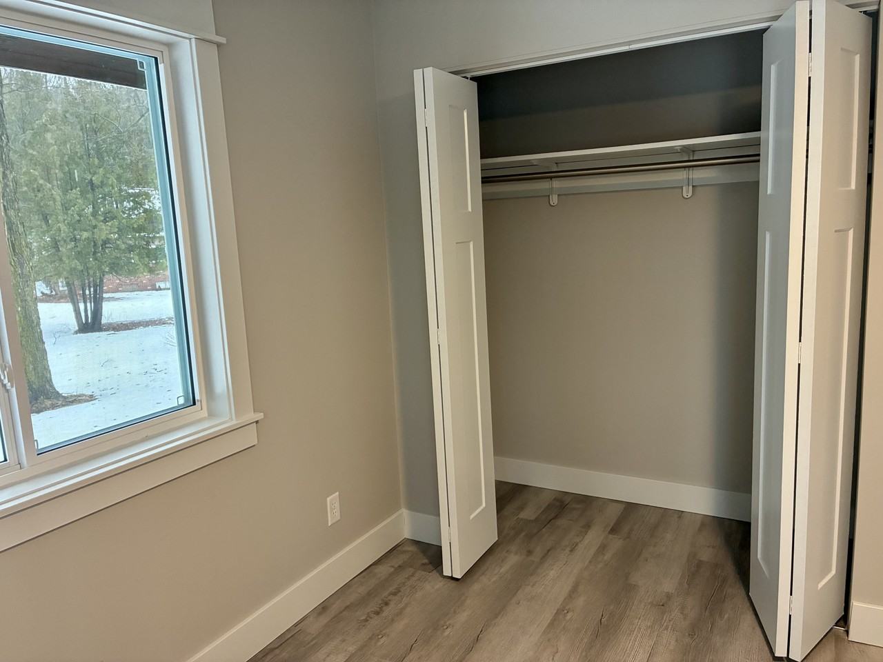 8507 S Maple St #1 - Photo 3 of 12