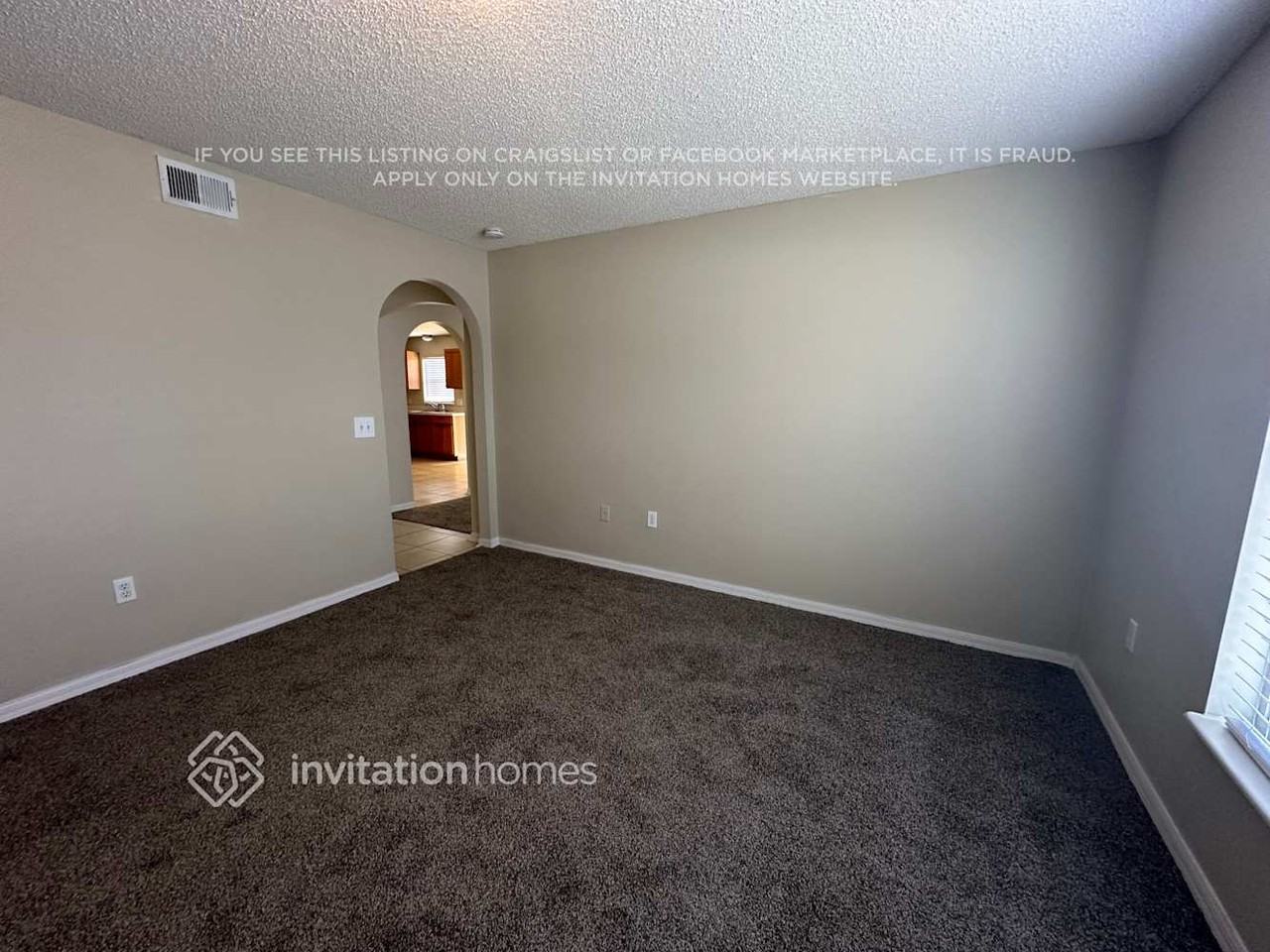 2361 Pavillion Ter - Photo 5 of 28