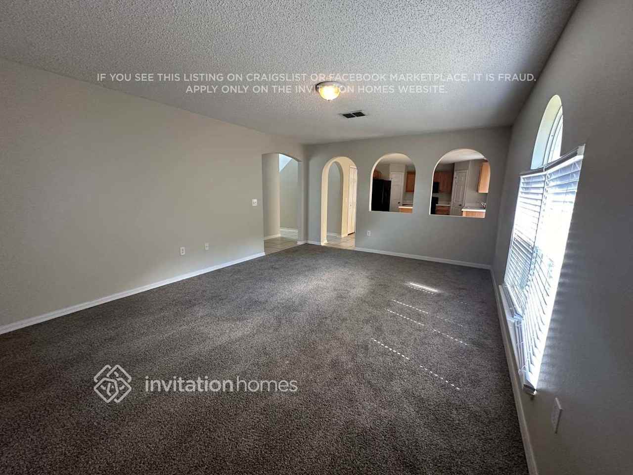 2361 Pavillion Ter - Photo 7 of 28