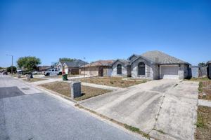 featured image of 6053 Blanco River St