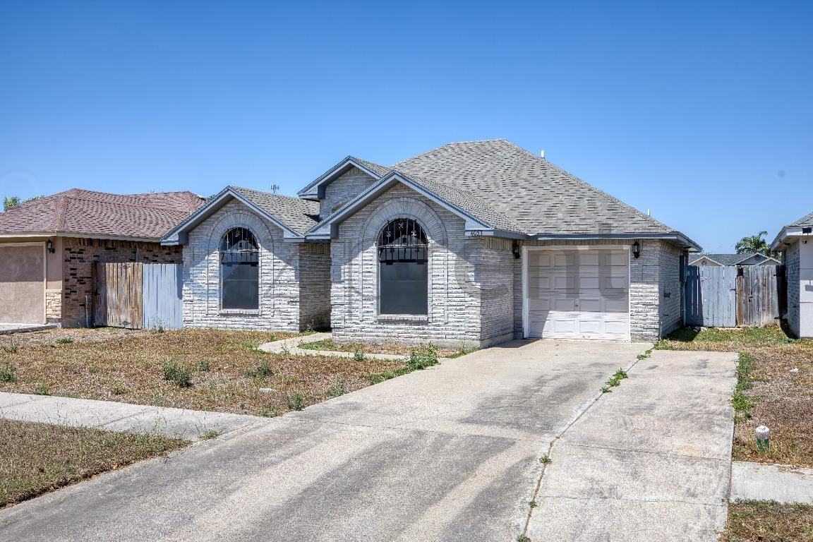 6053 Blanco River St - Photo 2 of 36