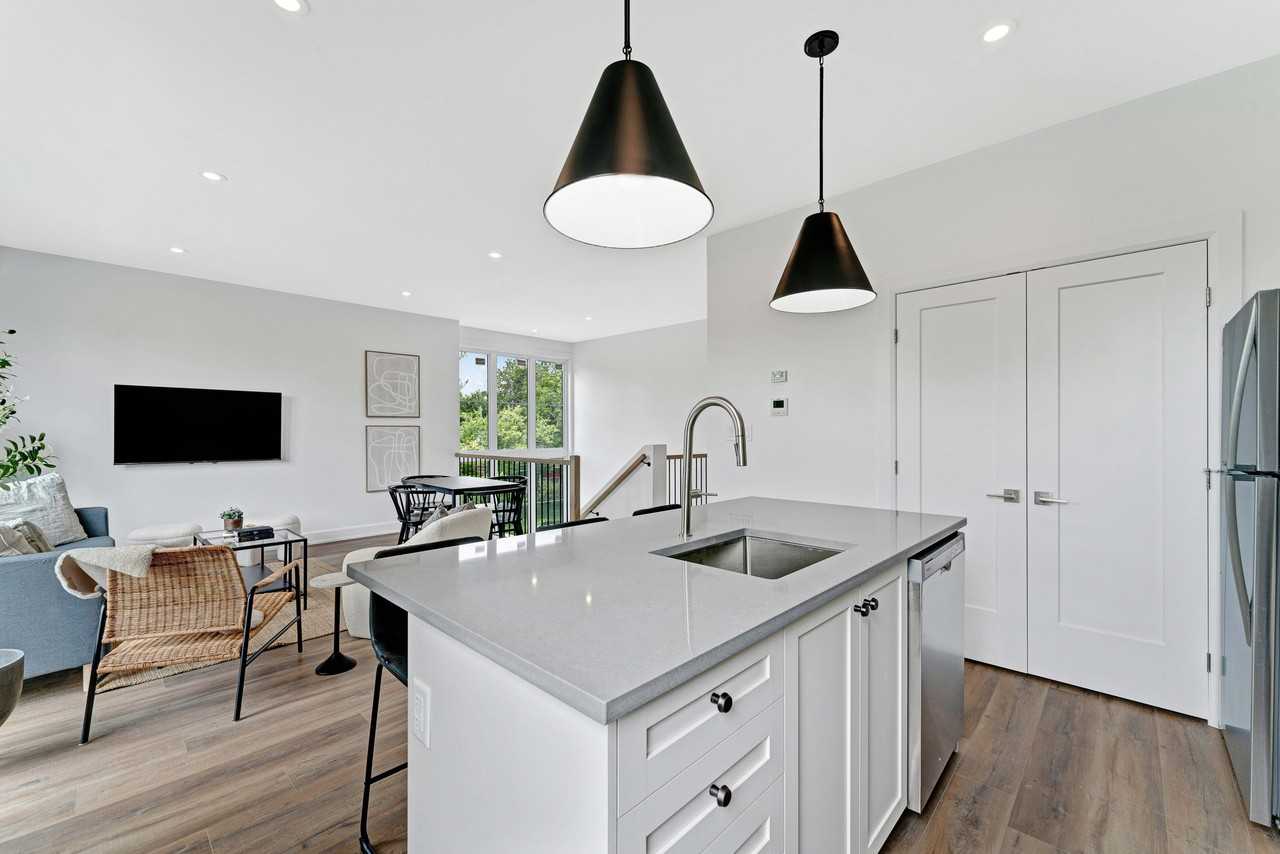 157 Sanford Ave - Photo 7 of 19