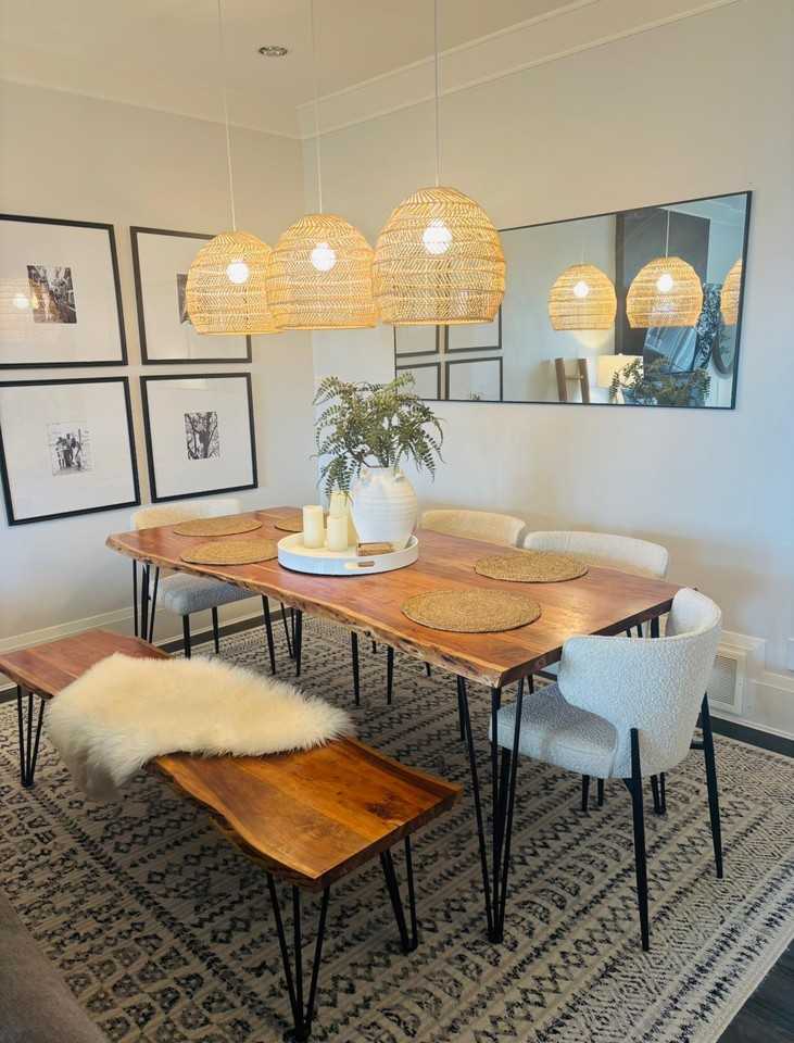 322 East 9th Street - Photo 5 of 17