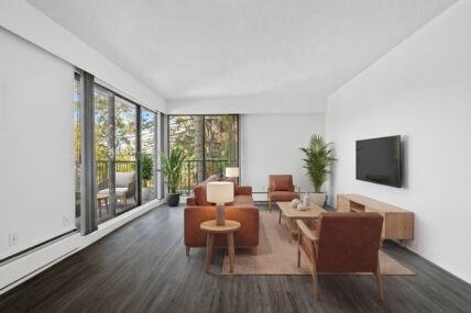 The Dorchester Apartments - Photo 7 of 50