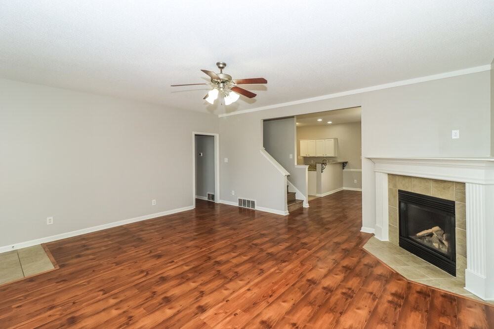 10176 Eveninghill Dr - Photo 6 of 17