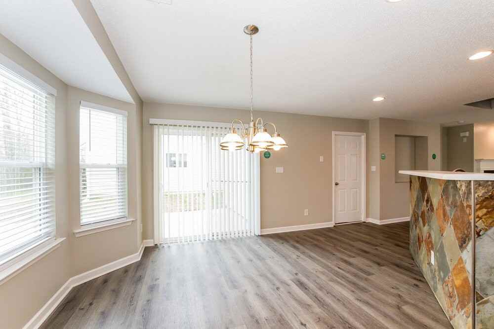4509 Red Hook Rd - Photo 6 of 17