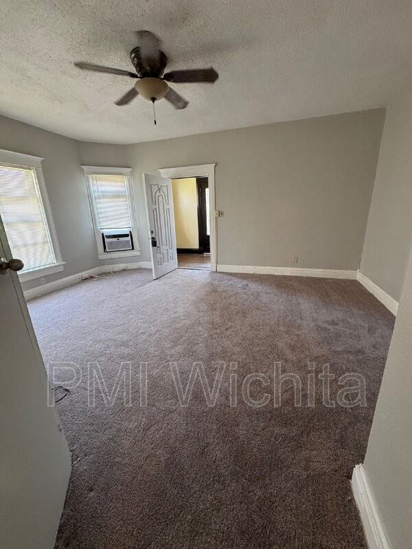 1001 S Topeka #1 - Photo 4 of 6