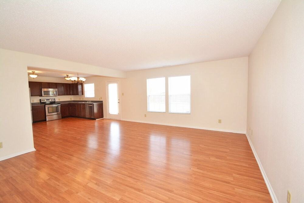 7770 Brandenburg Way - Photo 2 of 15