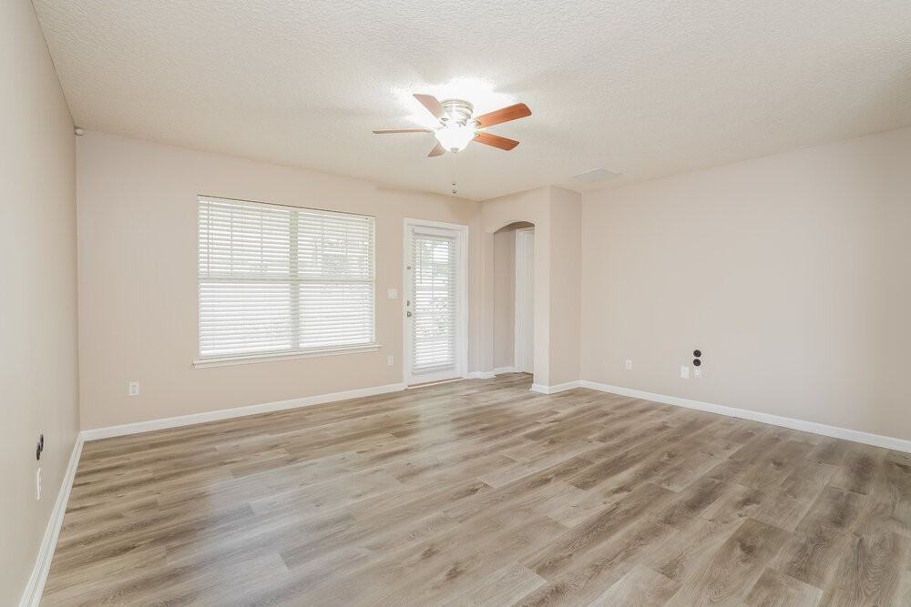 3899 Pebble Brooke Cir - Photo 5 of 19