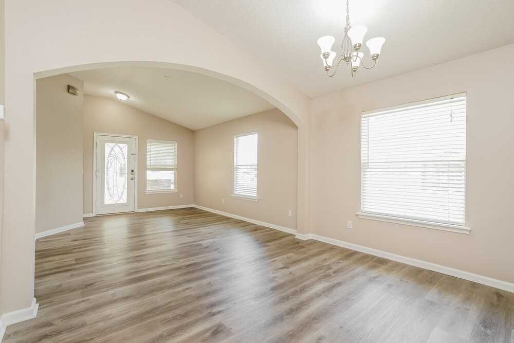 3899 Pebble Brooke Cir - Photo 6 of 19