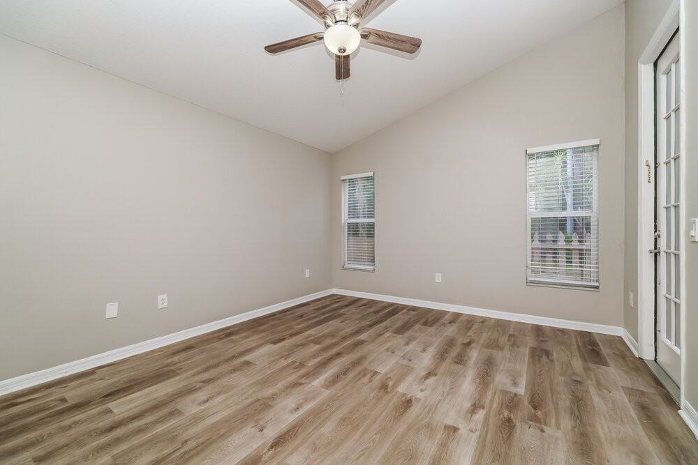 8642 Manassas Rd - Photo 7 of 16