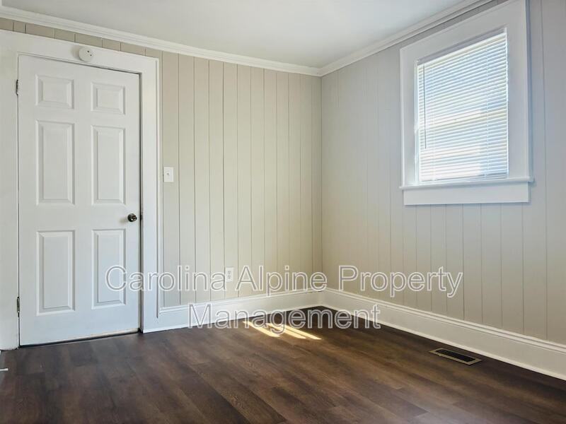 2207 Garland Ave - Photo 5 of 19