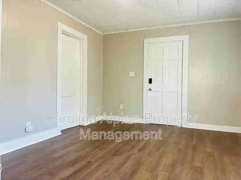 333 Todd St - Photo 7 of 16