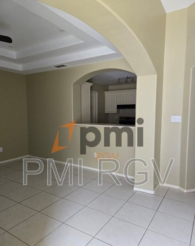 1513 Acme Ln - Photo 4 of 18