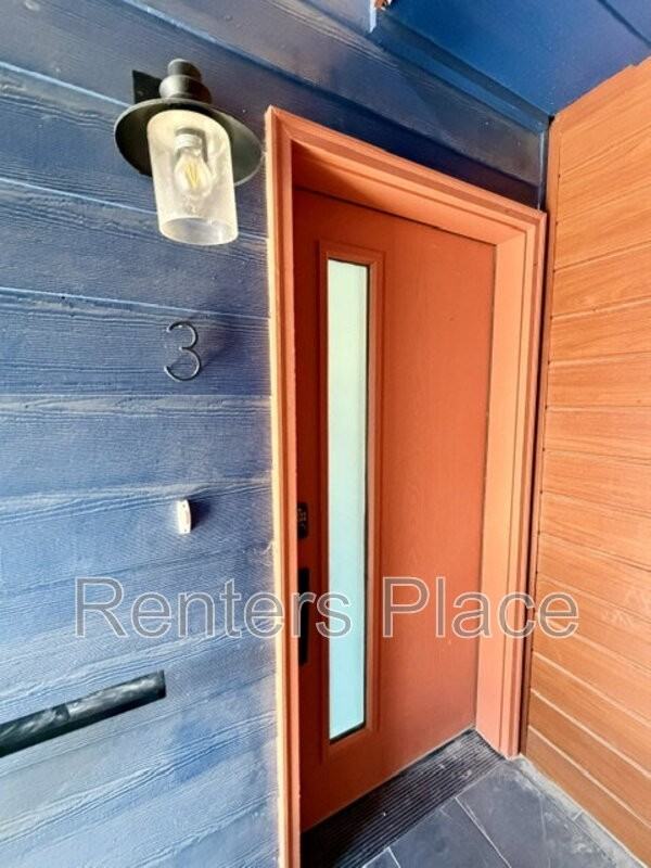 624 S Quincy Ave #3 - Photo 3 of 14