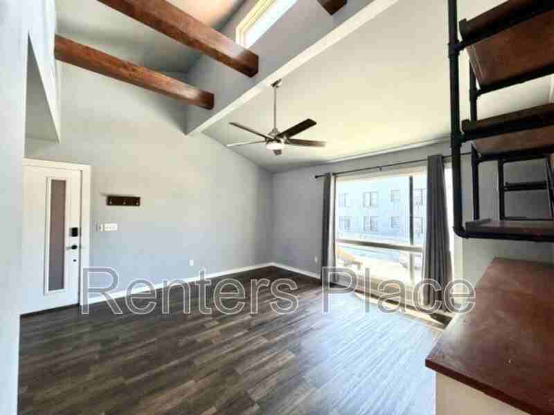 624 S Quincy Ave #3 - Photo 6 of 14