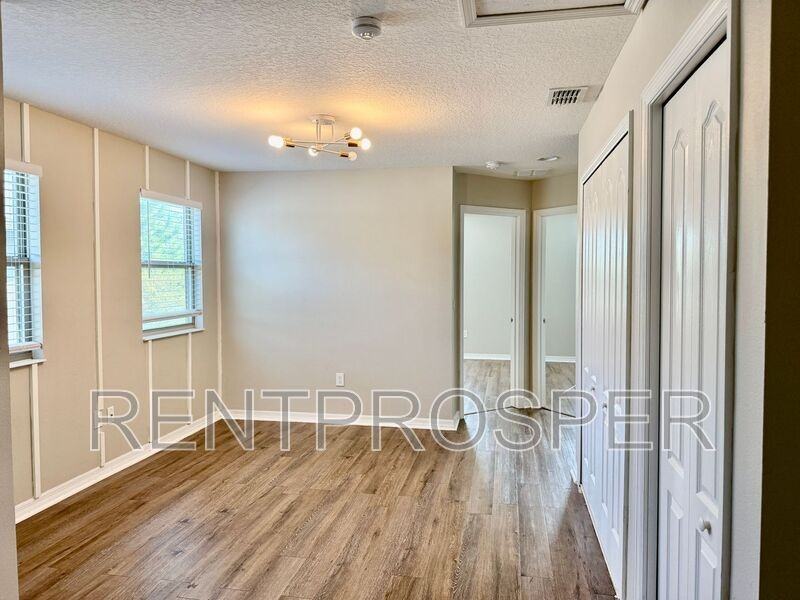 1175 Flowing Tide Dr - Photo 4 of 30